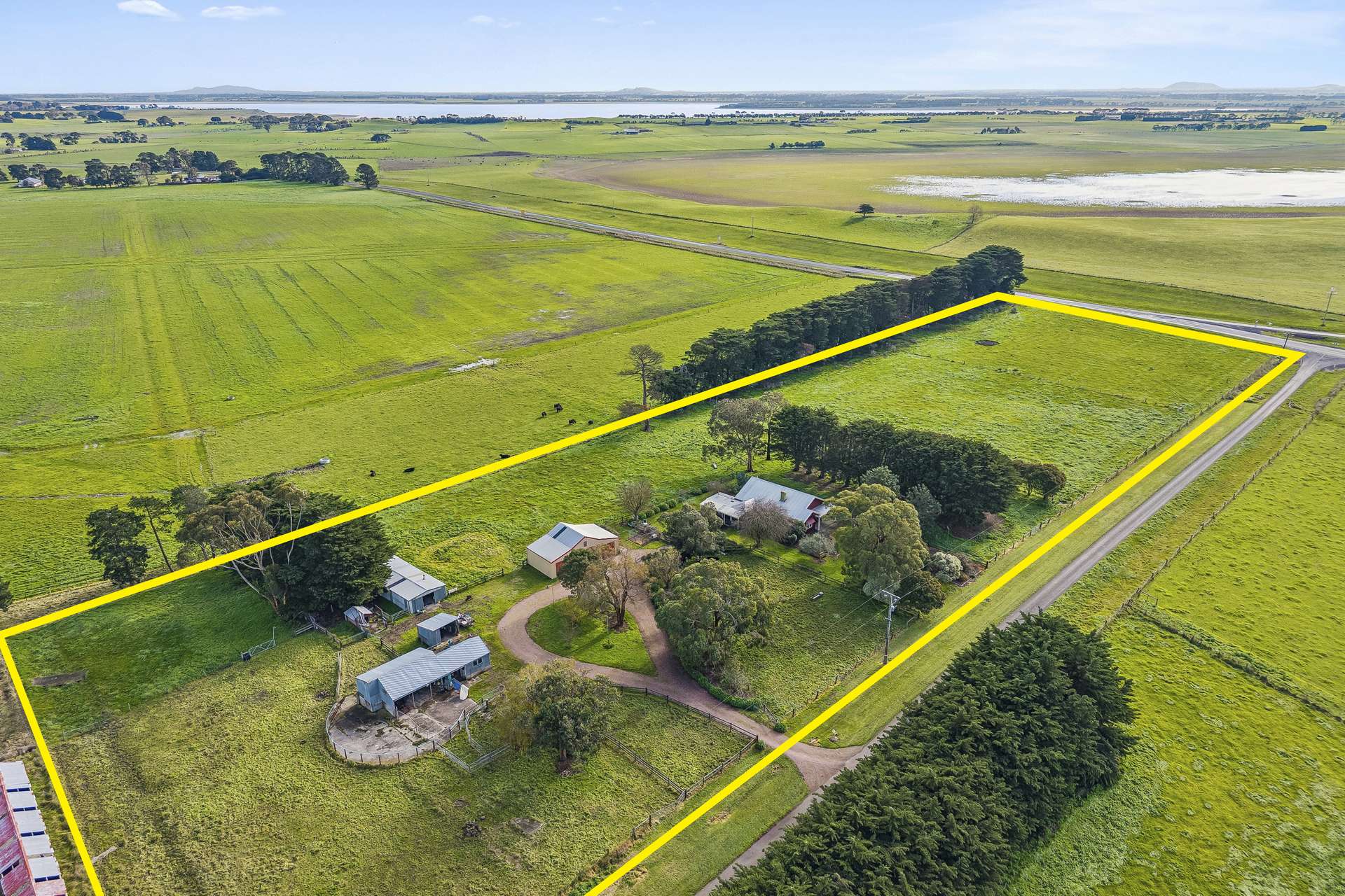 365 Chocolyn Settlement Road, Chocolyn For Sale by Farmbuy.com - image 3