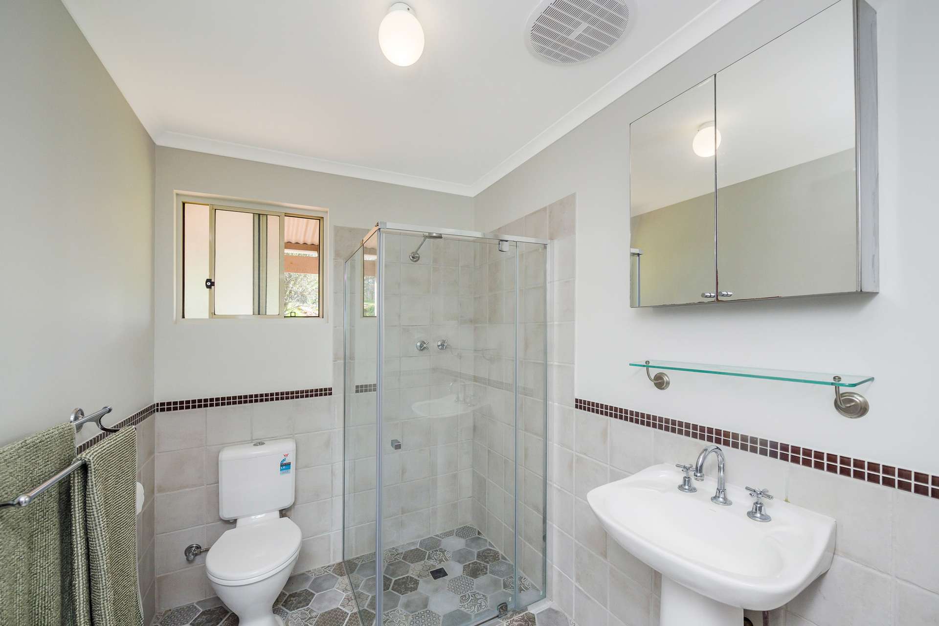 271 Old Plains Road, Bejoording For Sale by Farmbuy.com - image 12