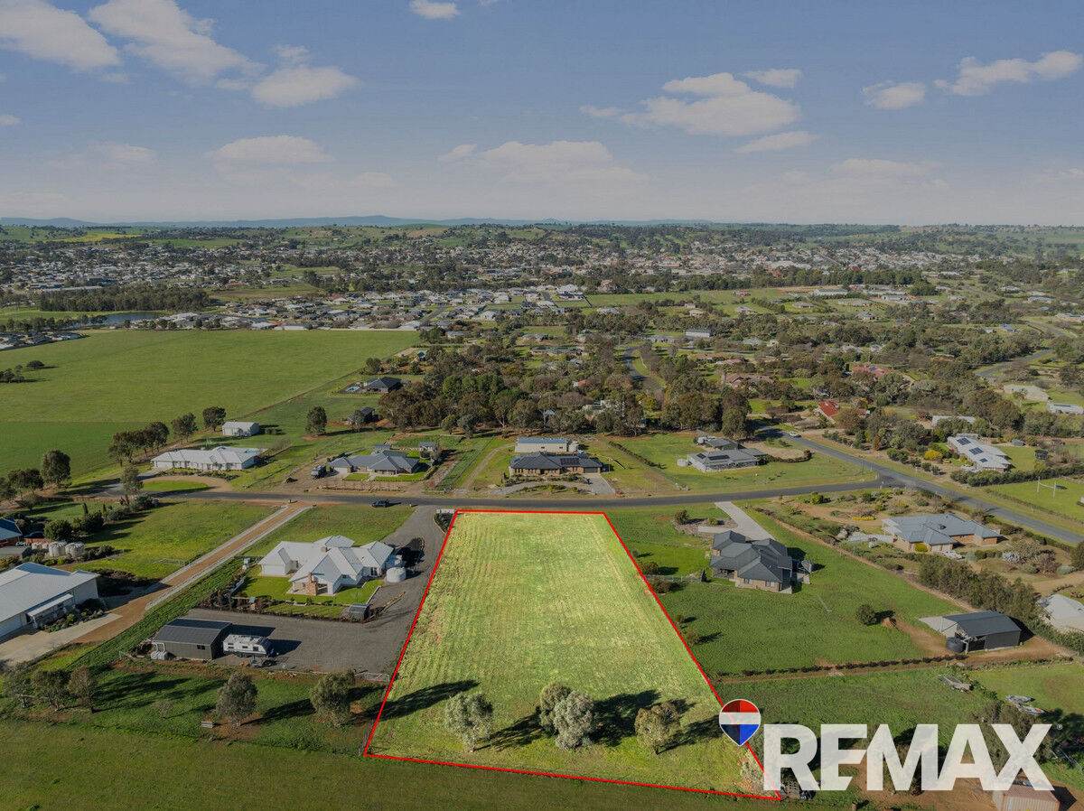 6 Taylor Street, Junee For Sale by Farmbuy.com - image 3