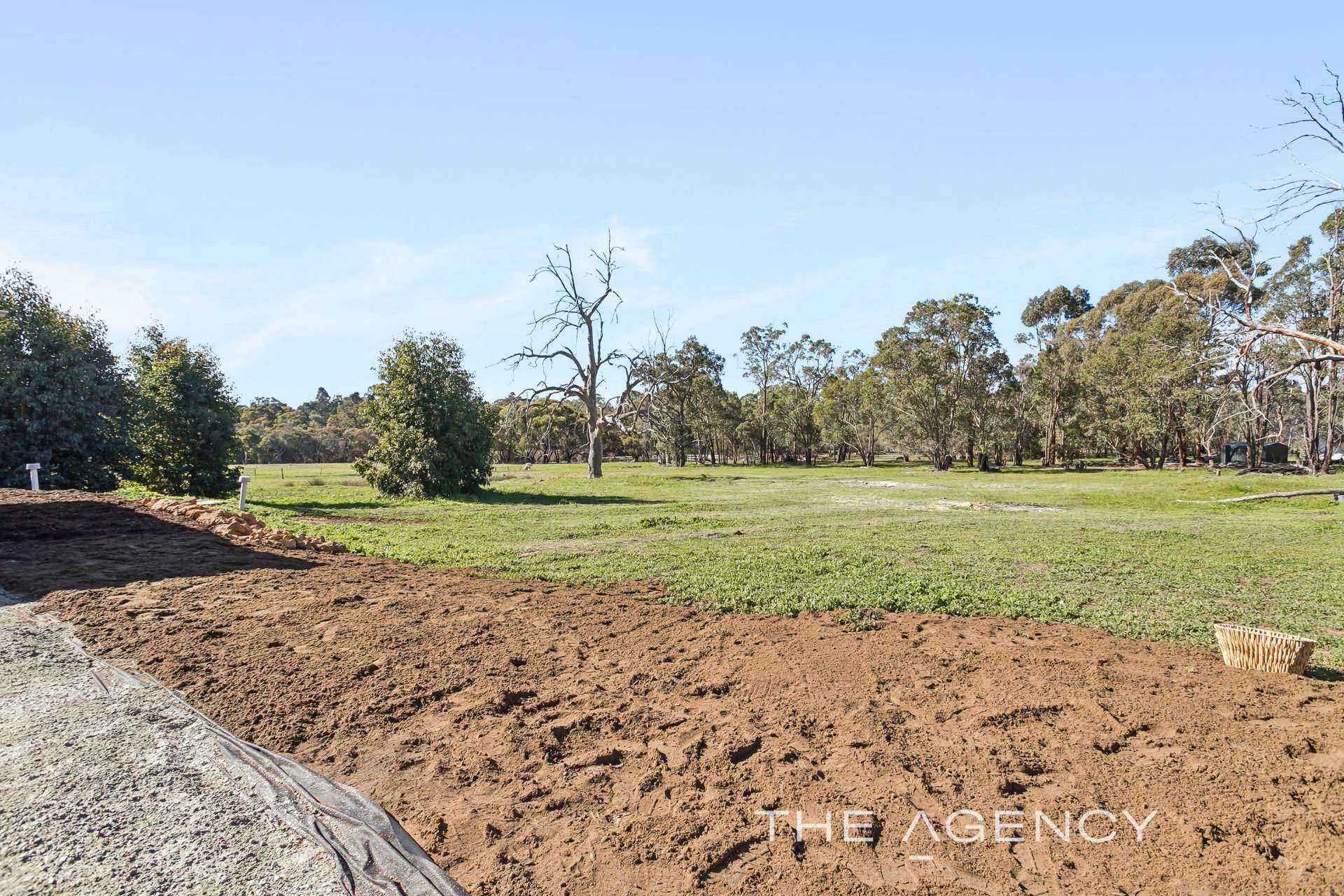 13 Bridgeman Road, Bakers Hill For Sale by Farmbuy.com - image 26