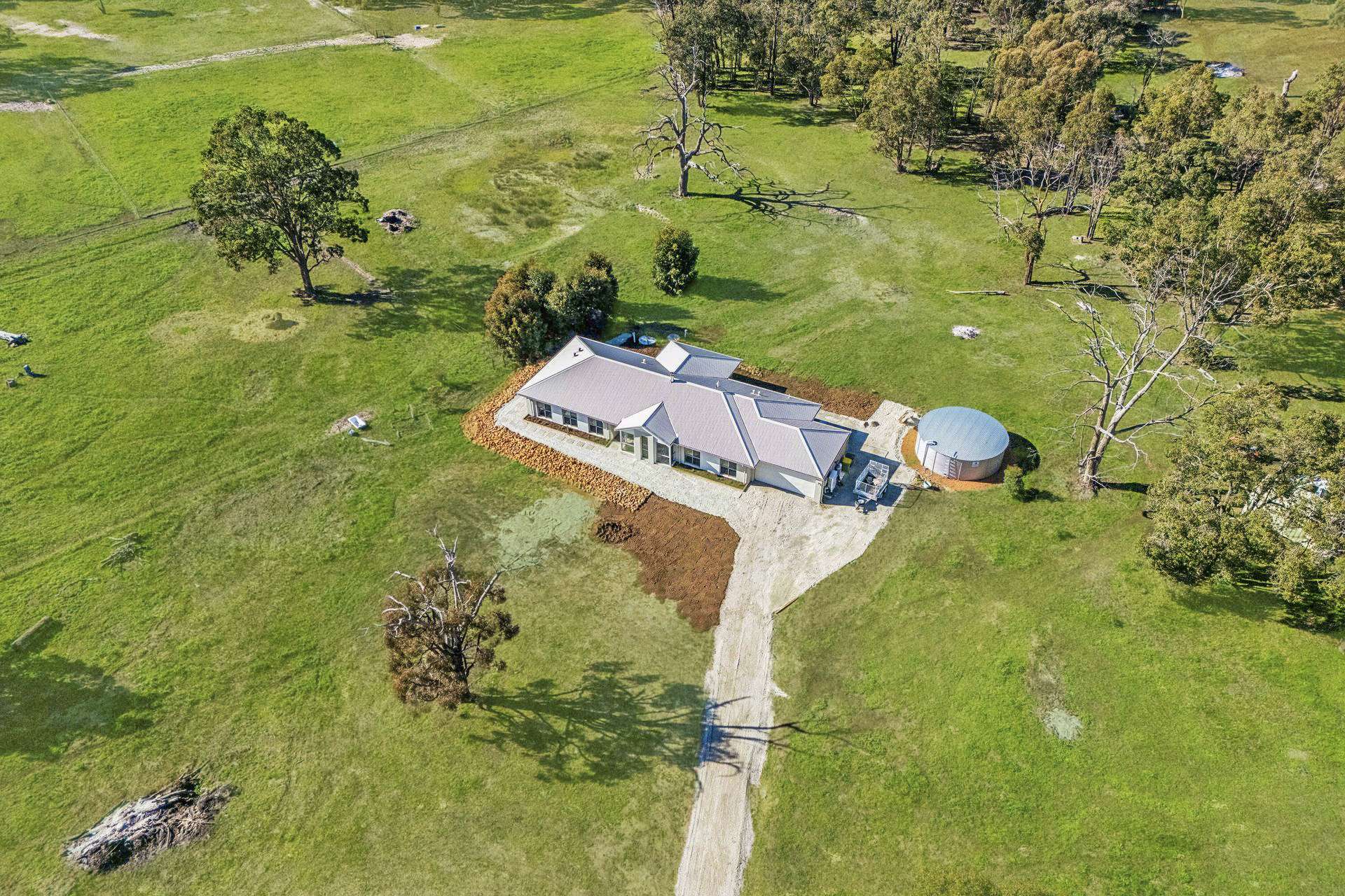 13 Bridgeman Road, Bakers Hill For Sale by Farmbuy.com - image 30