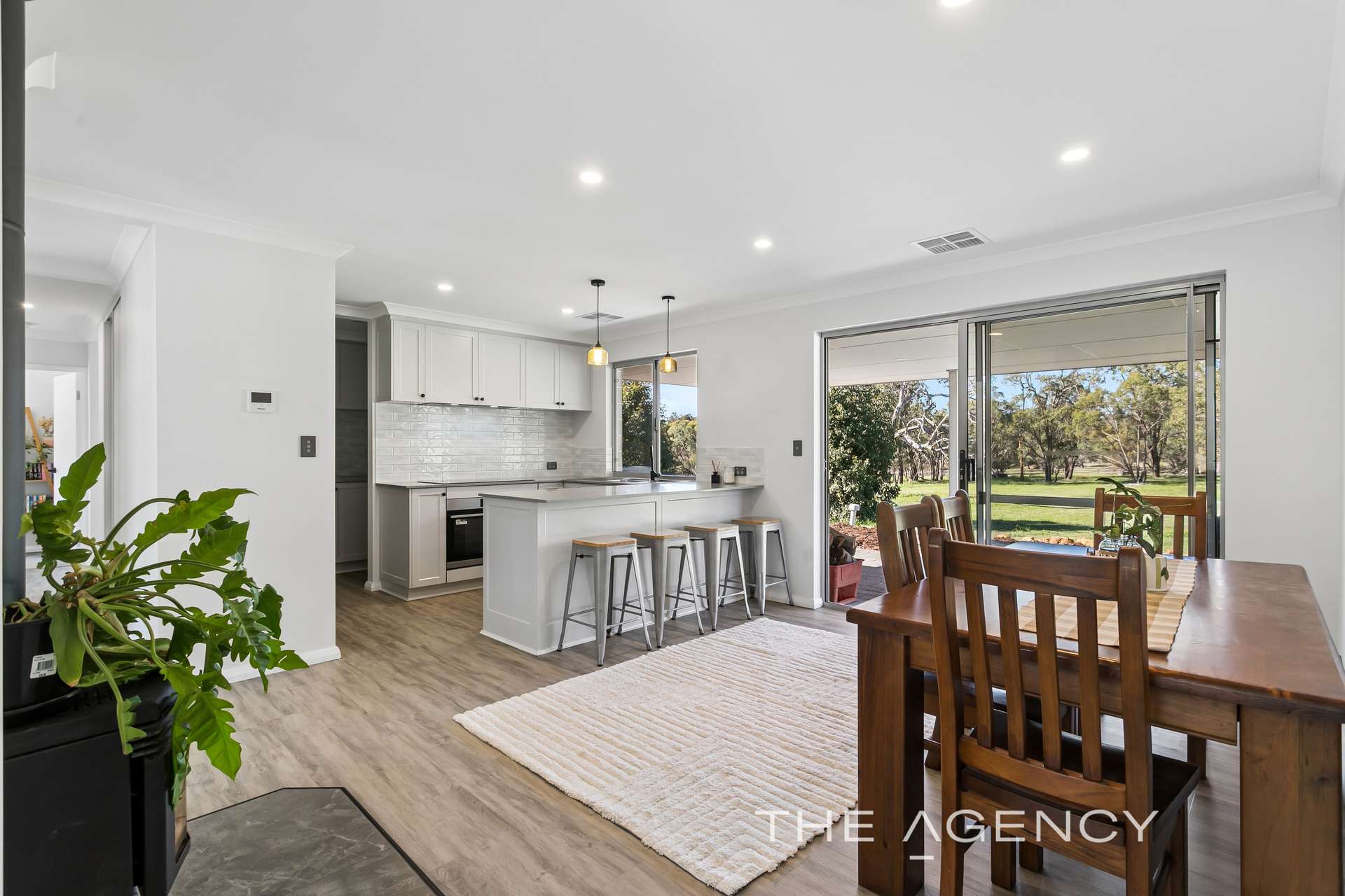 13 Bridgeman Road, Bakers Hill For Sale by Farmbuy.com - image 6