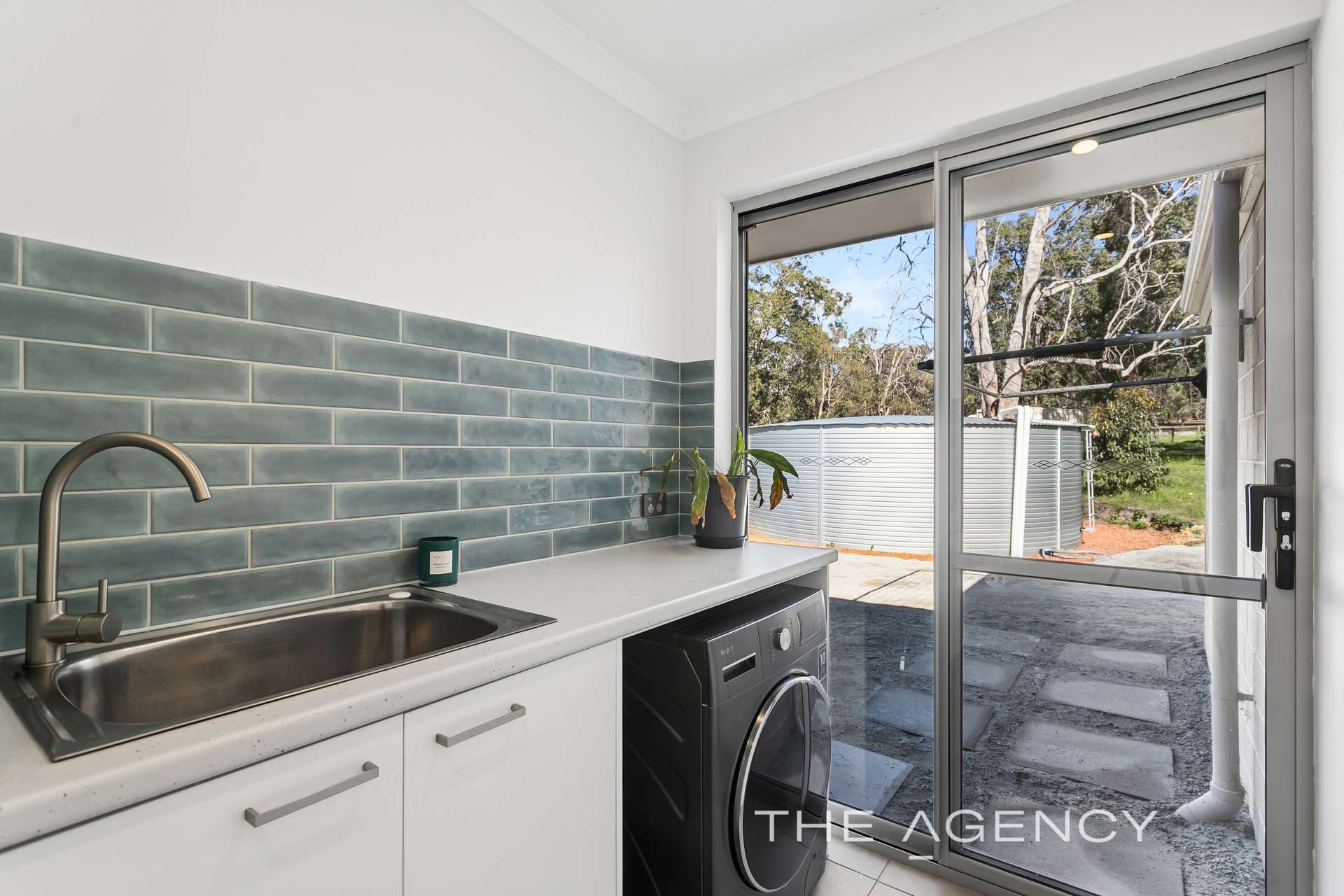 13 Bridgeman Road, Bakers Hill For Sale by Farmbuy.com - image 21