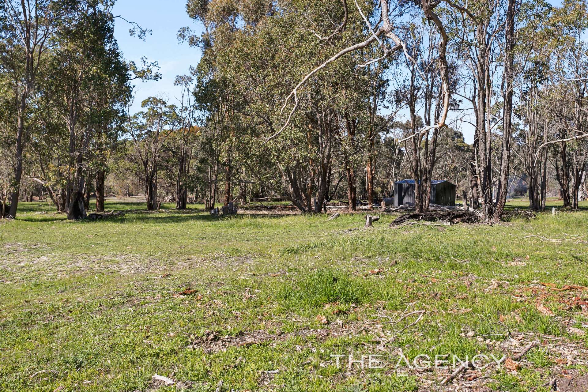 13 Bridgeman Road, Bakers Hill For Sale by Farmbuy.com - image 27