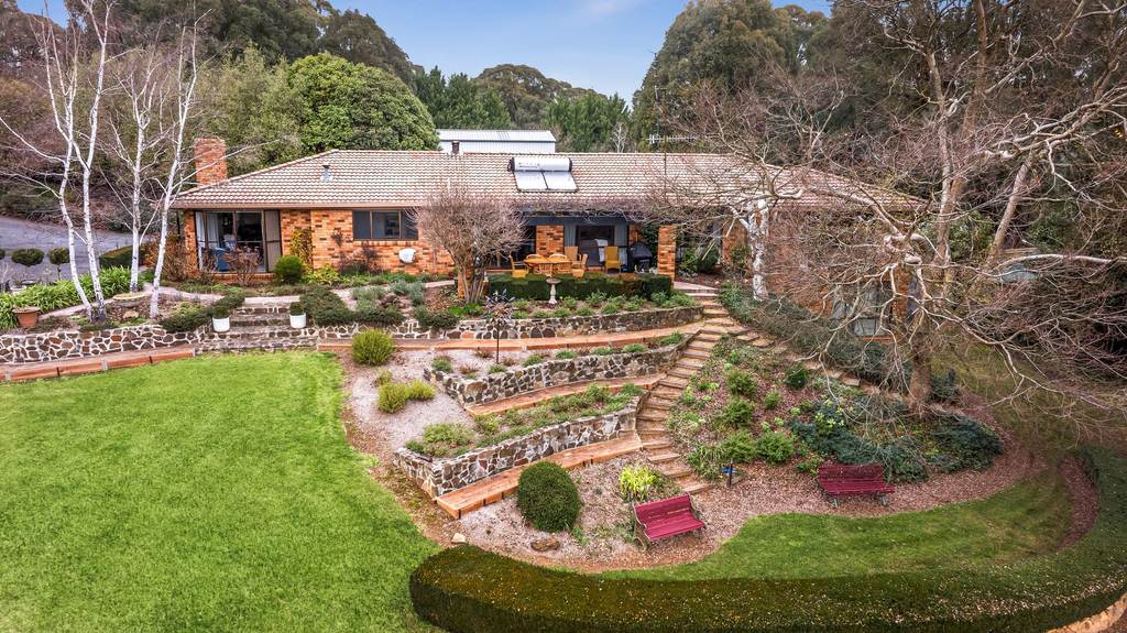 16 Tulloh Street, Crookwell NSW 2583