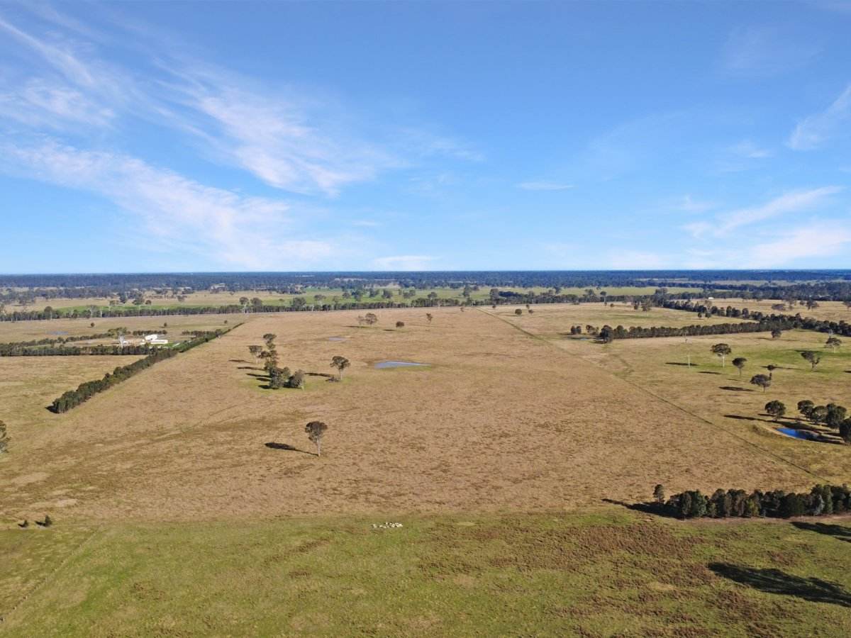 1750 Princes Highway, Hillside For Sale by Farmbuy.com - image 2