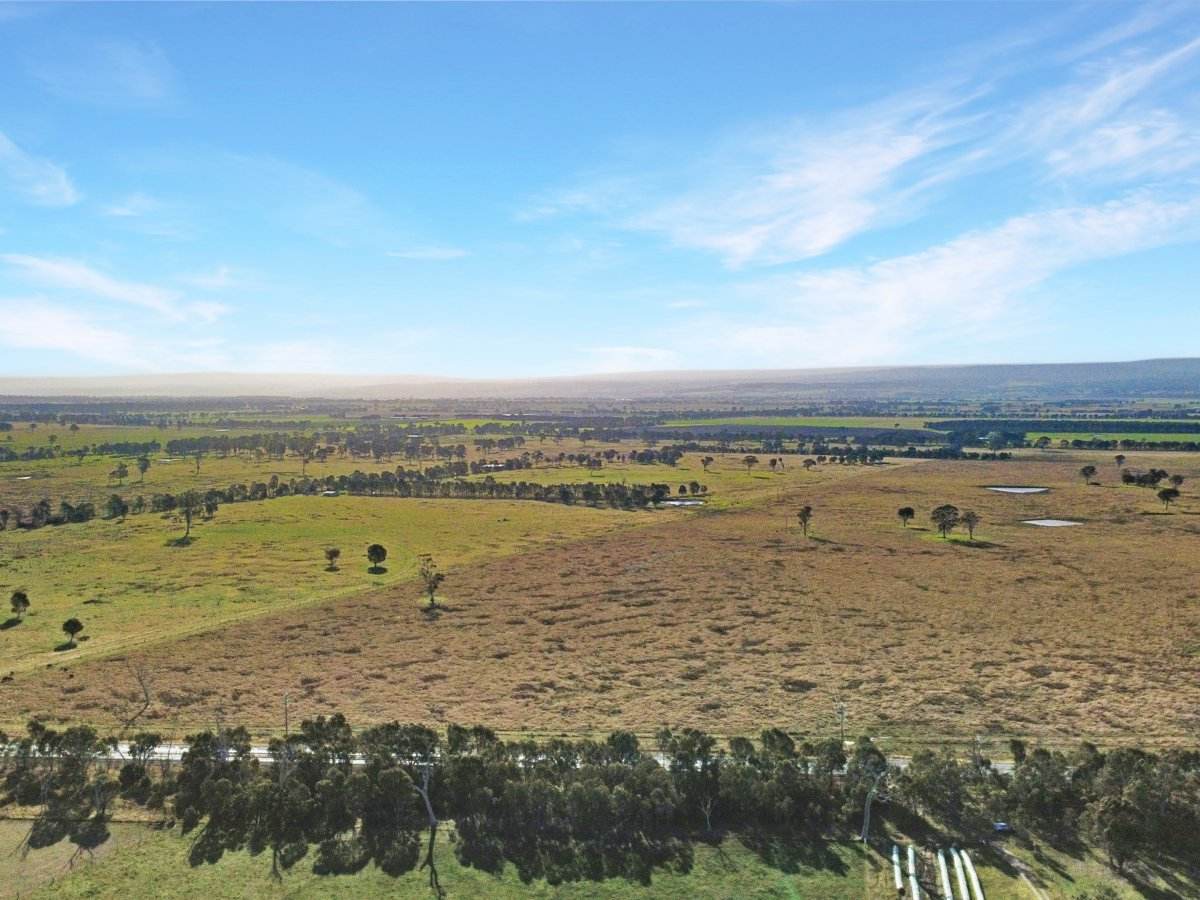 1750 Princes Highway, Hillside For Sale by Farmbuy.com - image 12