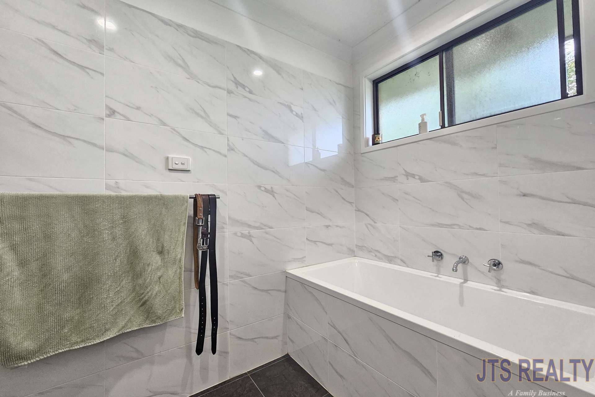8 Sheppard Avenue, Muswellbrook For Sale by Farmbuy.com - image 21