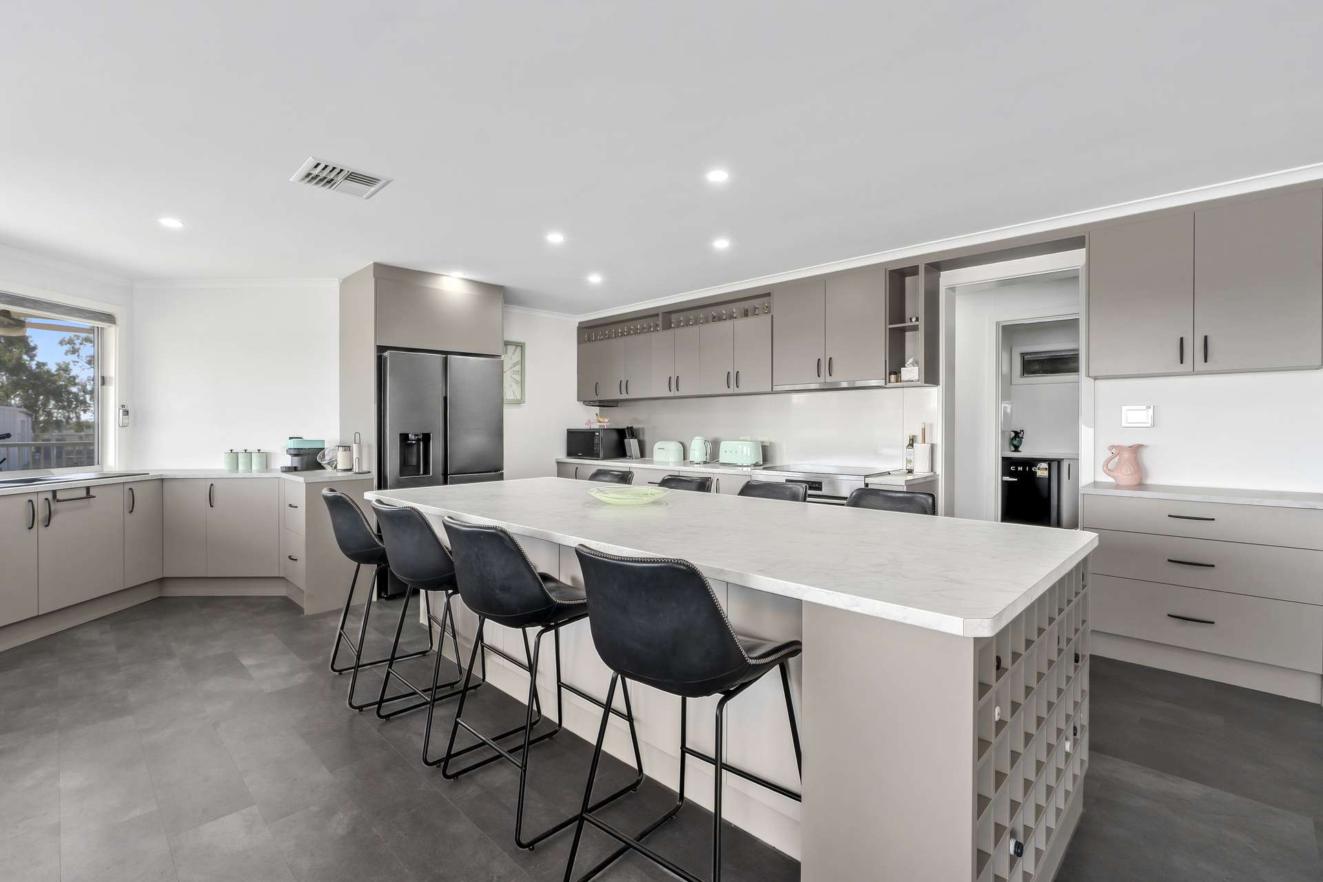 232 Begara Street, Renmark For Sale by Farmbuy.com - image 7