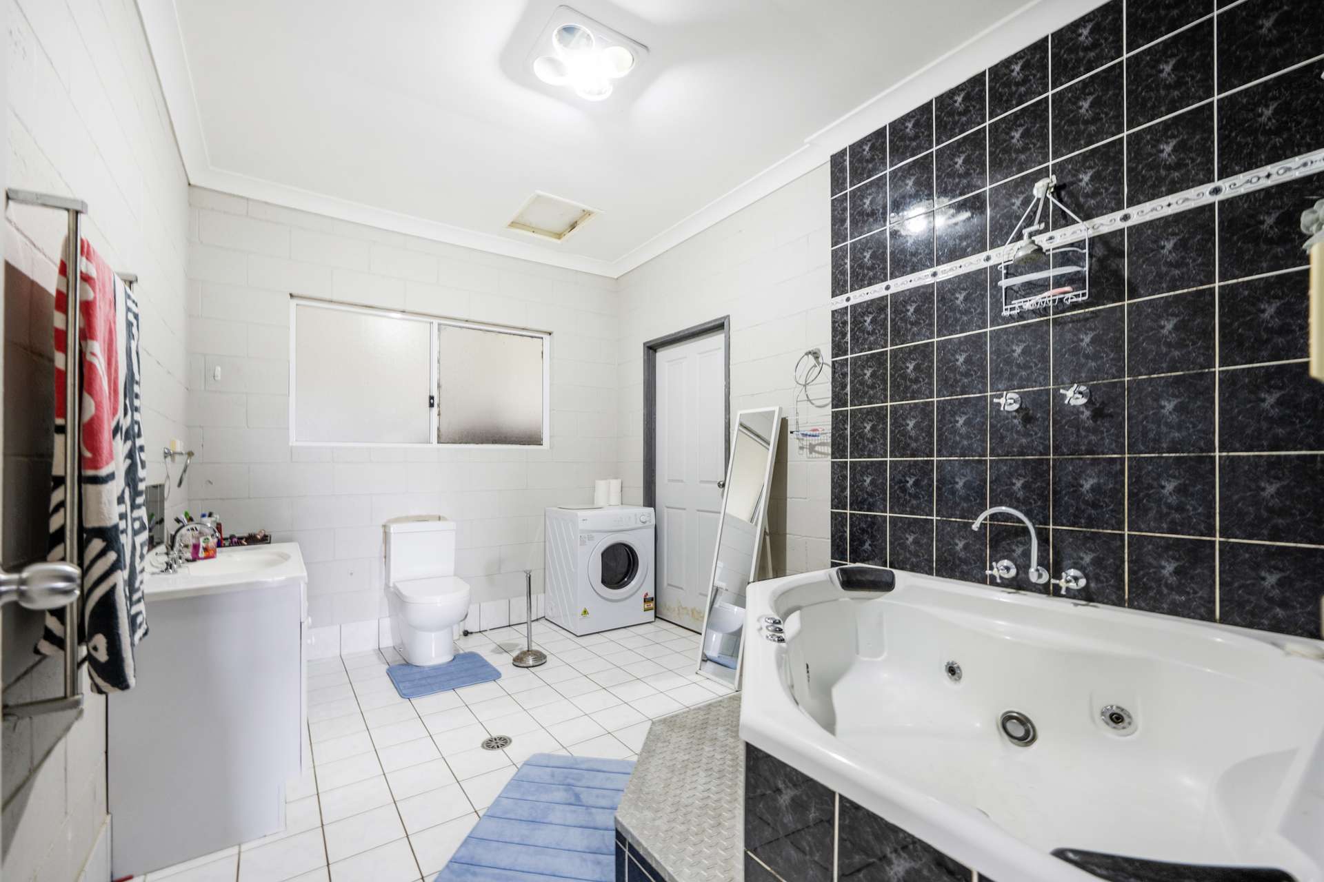 67 Butterfactory Lane, Grafton For Sale by Farmbuy.com - image 9