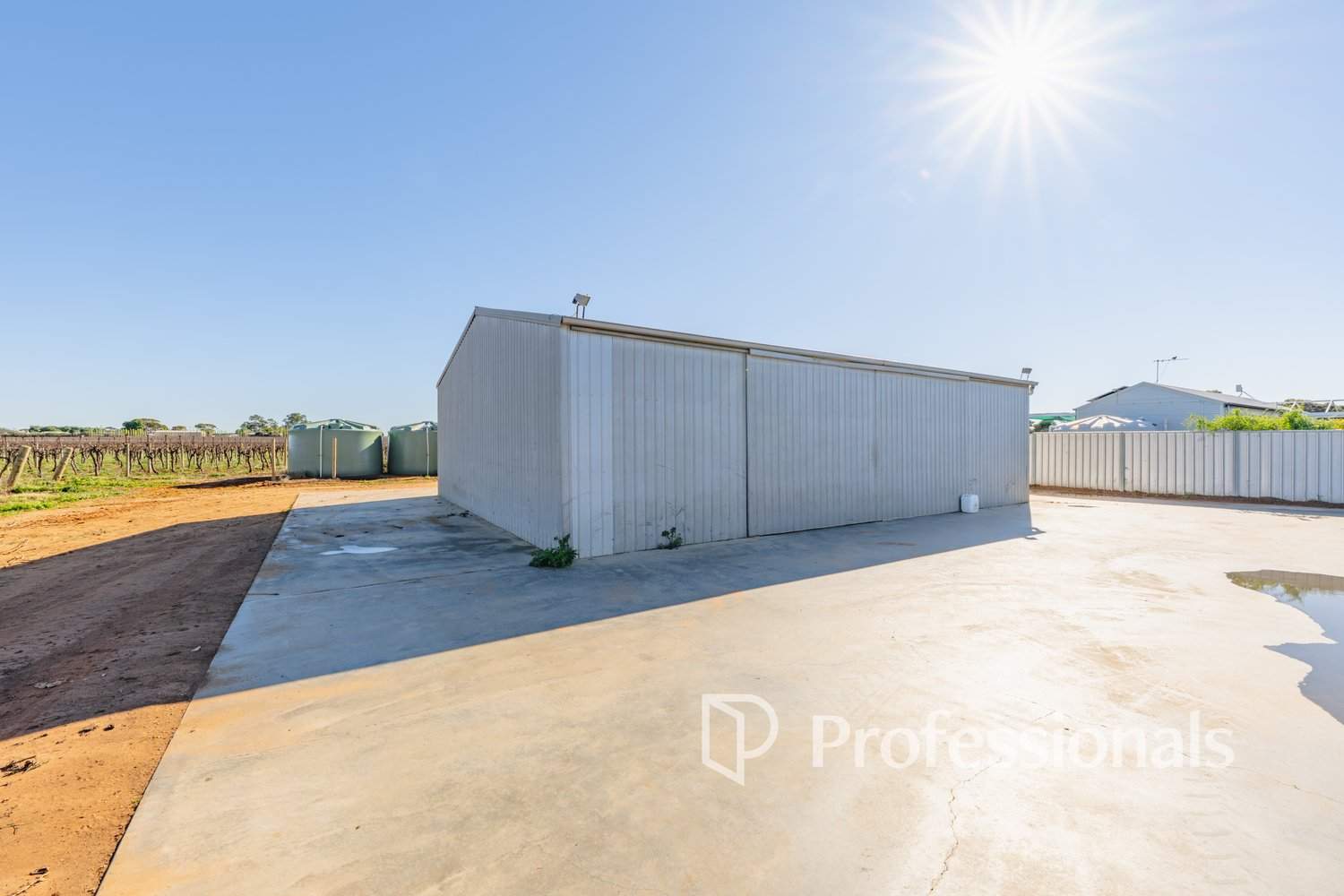 Lot 2 San Mateo Ave & Lot 3 Deakin Avenue, Mildura For Sale by Farmbuy.com - image 2