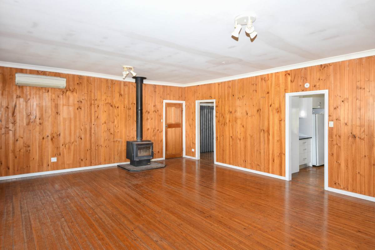 26 Walton Street, Boggabri For Sale by Farmbuy.com - image 3