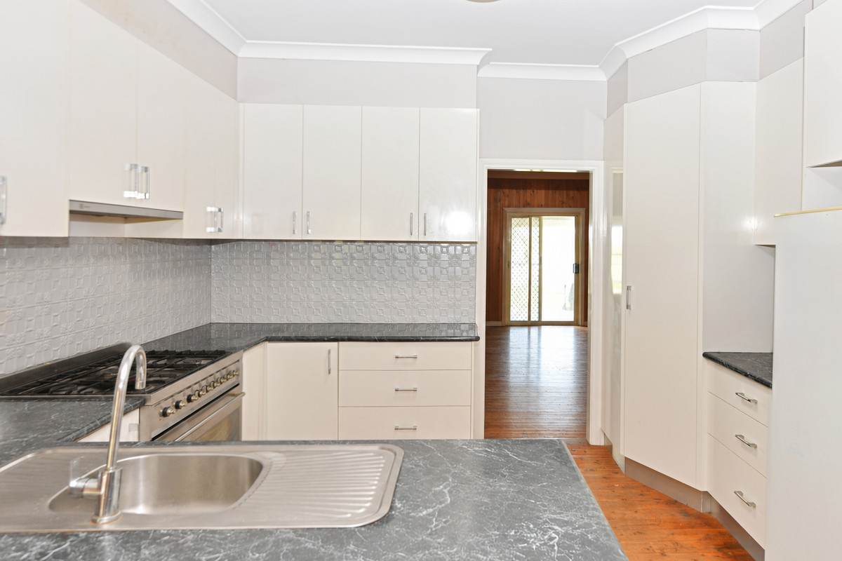 26 Walton Street, Boggabri For Sale by Farmbuy.com - image 4