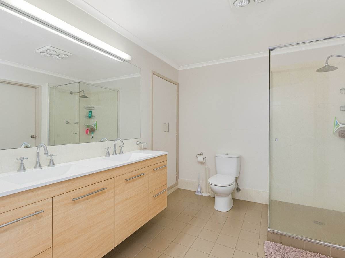 8 Willow Court, Bega For Sale by Farmbuy.com - image 20