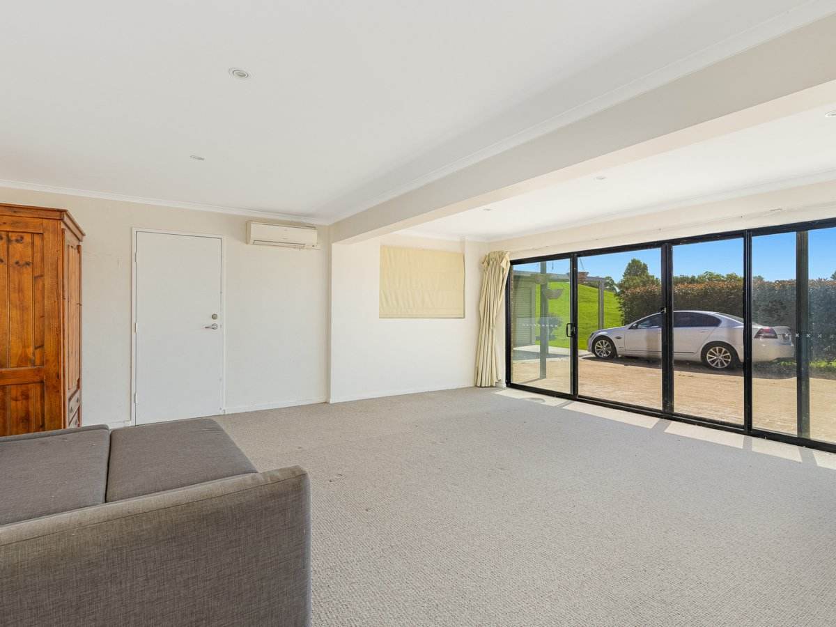 8 Willow Court, Bega For Sale by Farmbuy.com - image 18