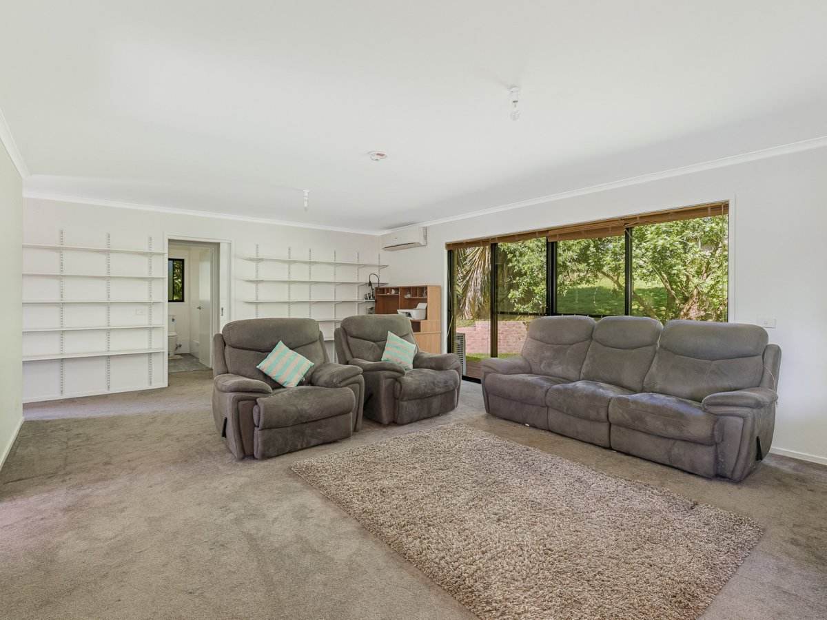 8 Willow Court, Bega For Sale by Farmbuy.com - image 10