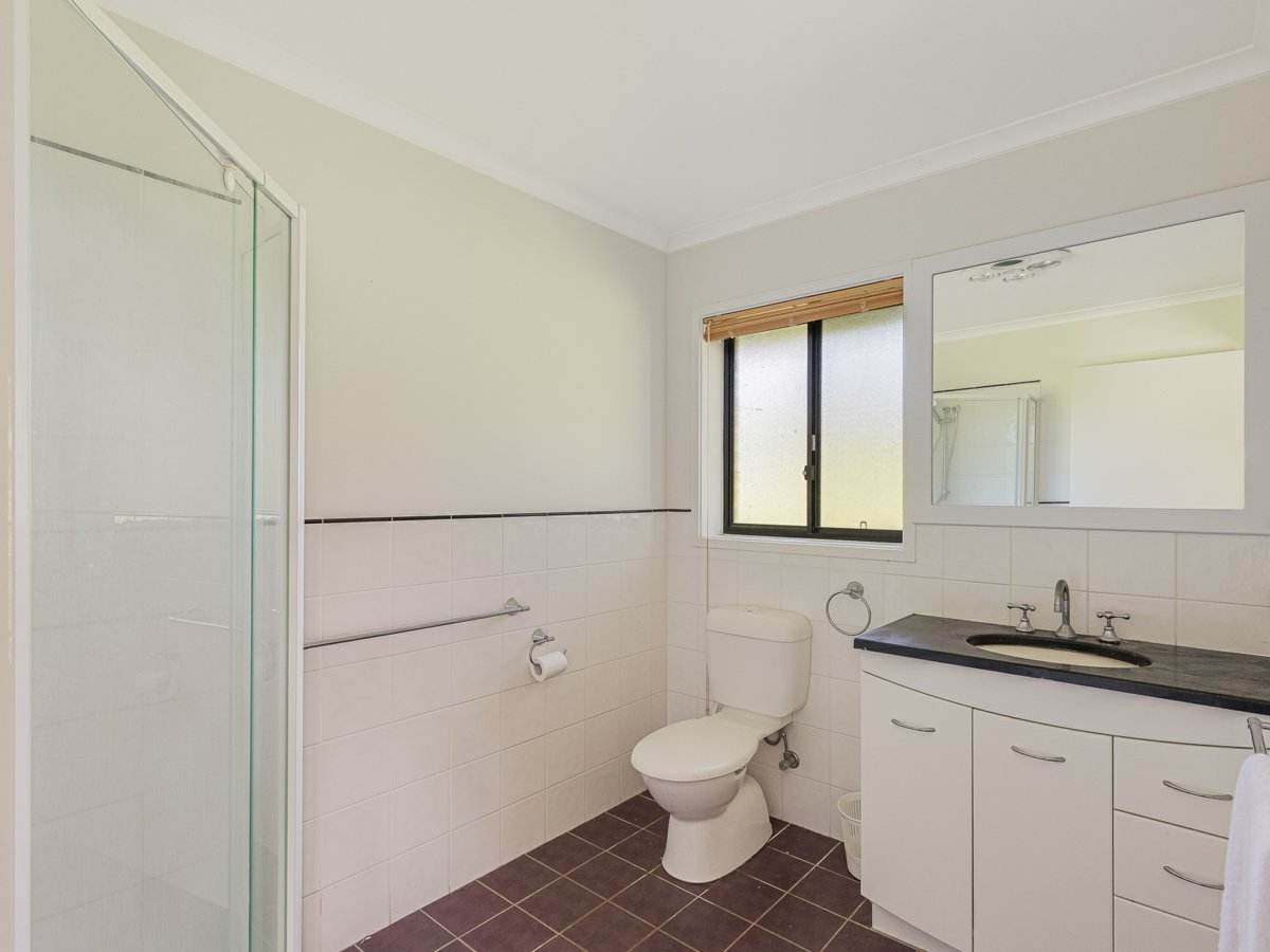 8 Willow Court, Bega For Sale by Farmbuy.com - image 12