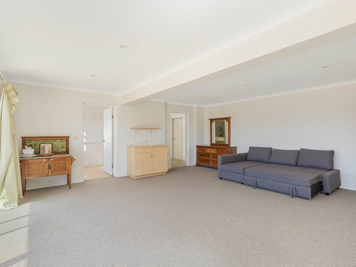8 Willow Court, Bega For Sale by Farmbuy.com - image 19