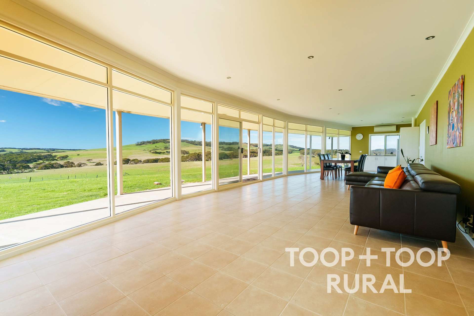 2021 North Coast Road, Wisanger For Sale by Farmbuy.com - image 10
