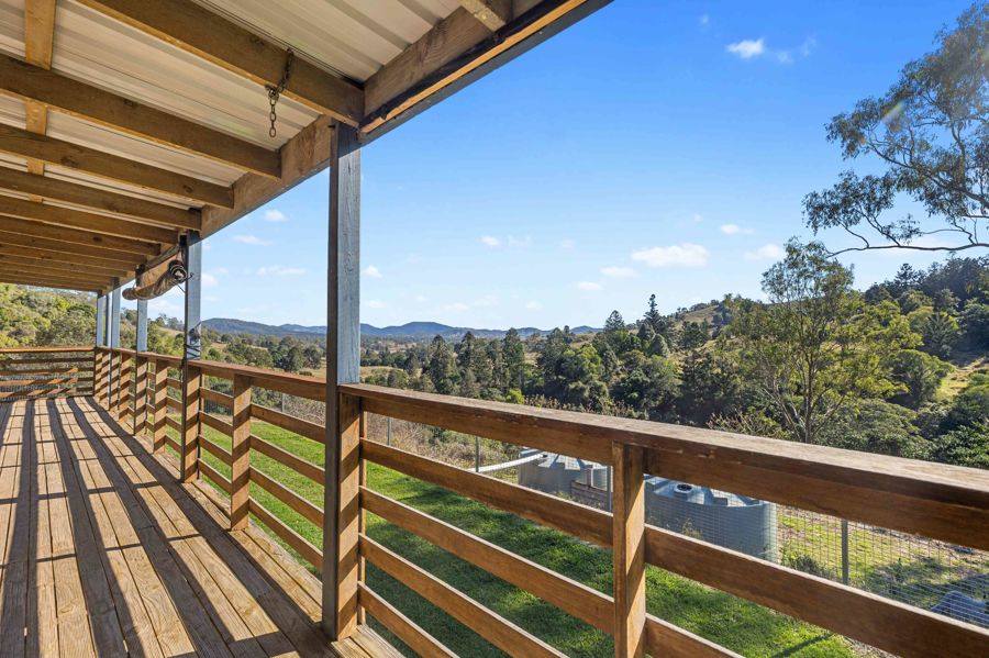 160 Little Road, Glastonbury For Sale by Farmbuy.com - image 2