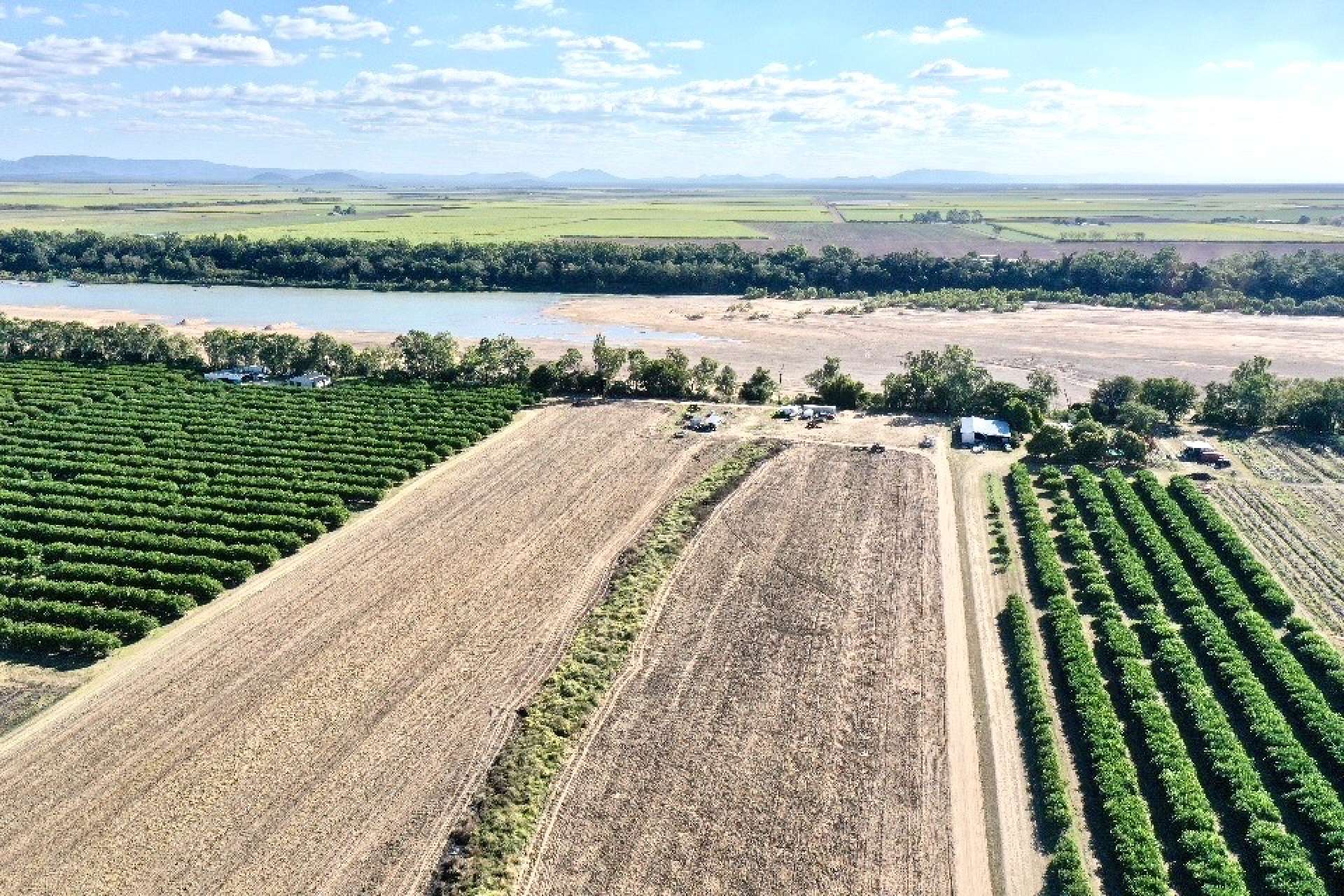 2590 Kirknie  Road, Kirknie For Sale by Farmbuy.com - image 2