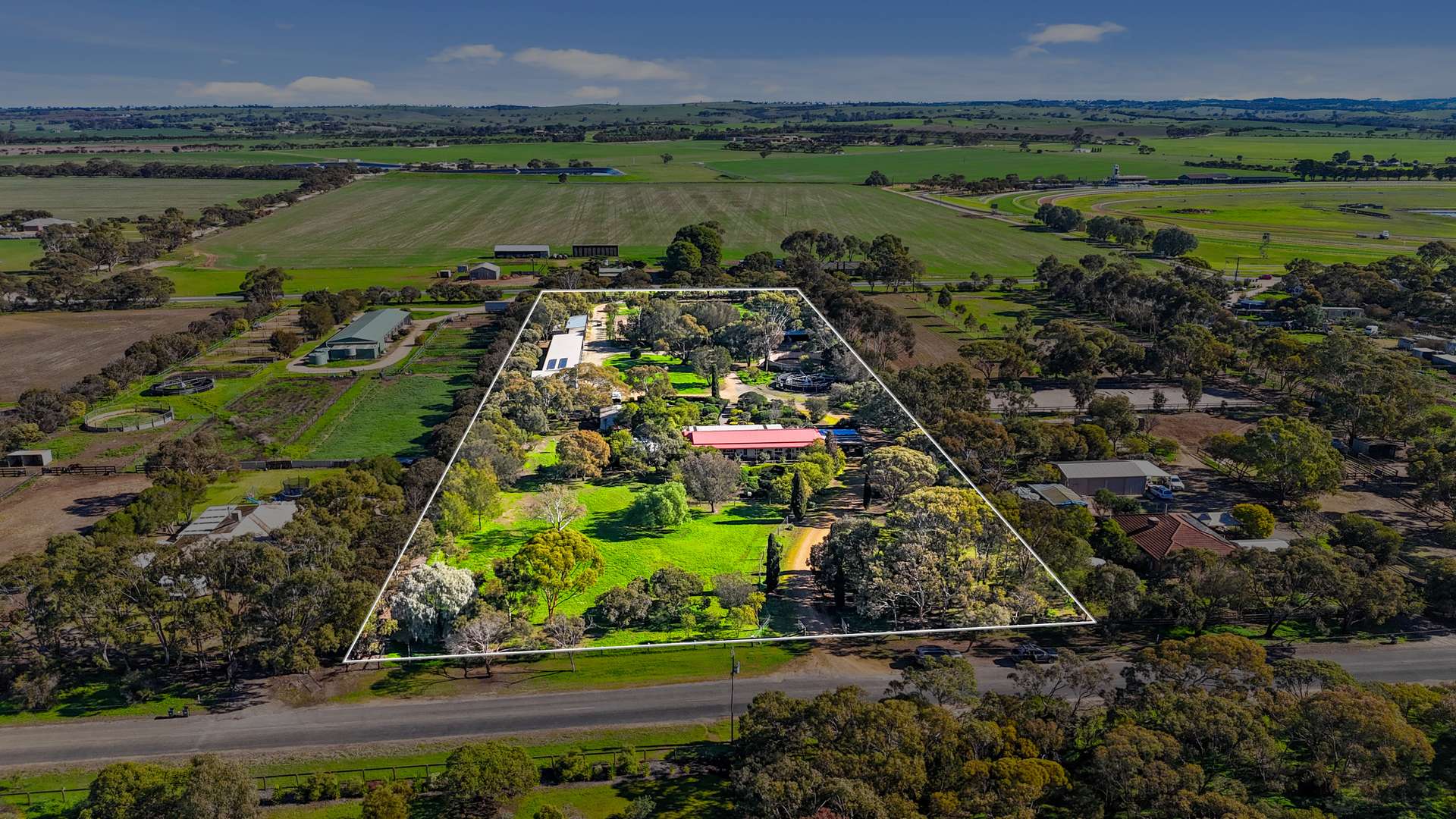 38 Matrice Court, Strathalbyn For Sale by Farmbuy.com - image 3