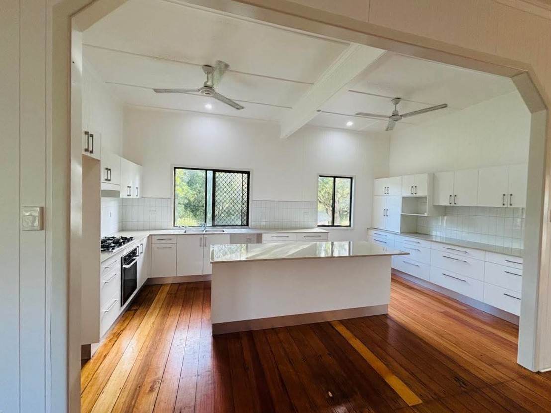 60 Brown Road, Lake Eacham For Sale by Farmbuy.com - image 6