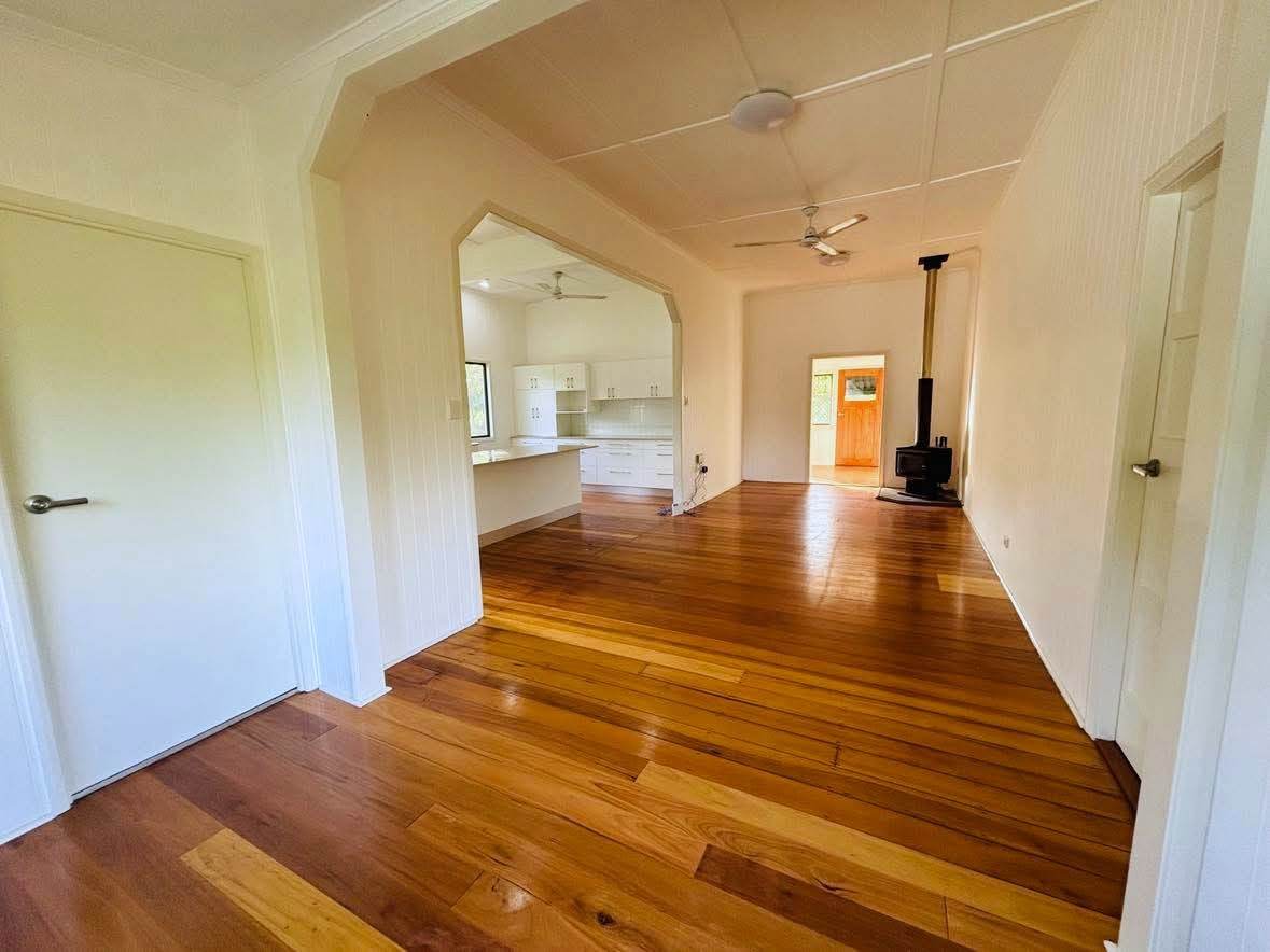 60 Brown Road, Lake Eacham For Sale by Farmbuy.com - image 4