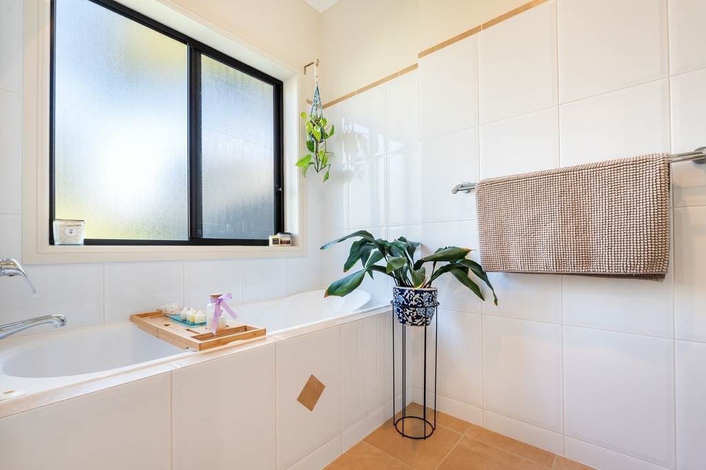 19 Summervista Boulevard, Kingscote For Sale by Farmbuy.com - image 24