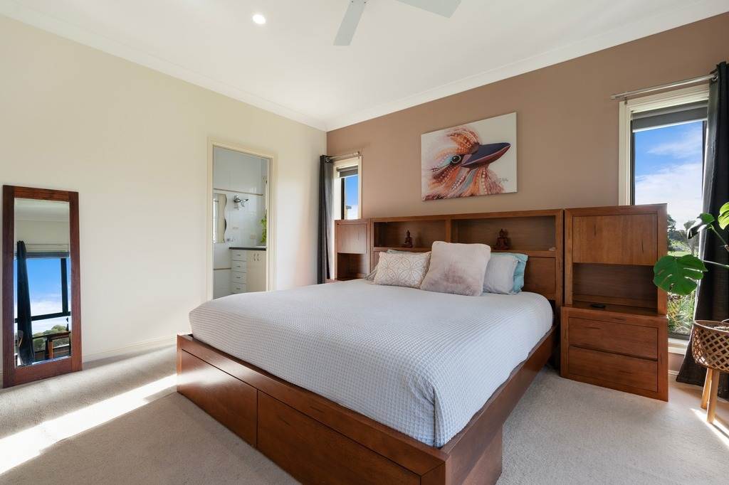 19 Summervista Boulevard, Kingscote For Sale by Farmbuy.com - image 17
