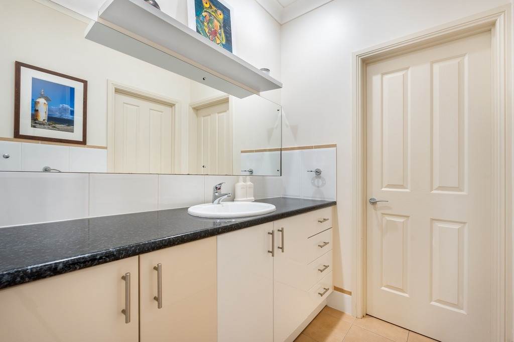 19 Summervista Boulevard, Kingscote For Sale by Farmbuy.com - image 25