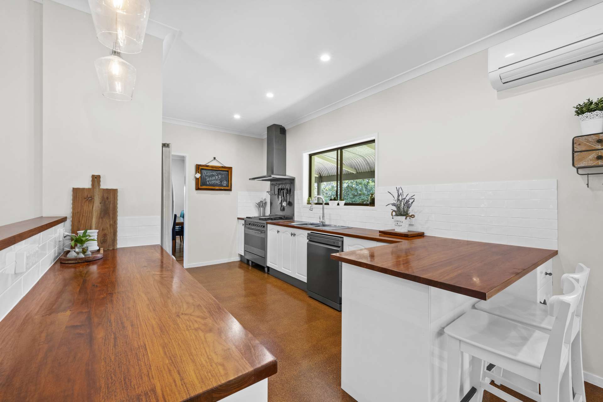 27 Westbourne Drive, Wights Mountain For Sale by Farmbuy.com - image 4