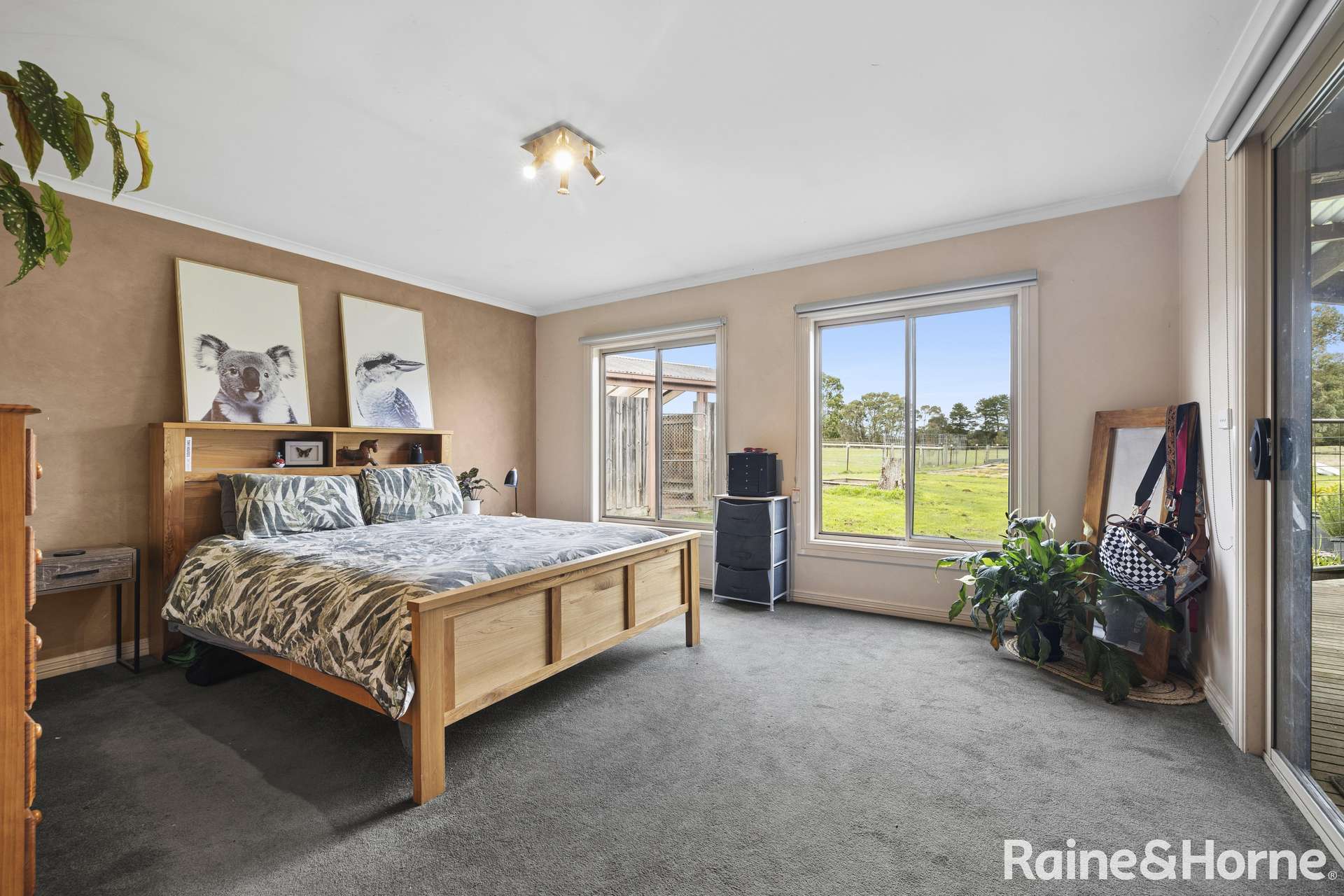 96 Baynton Road, Kyneton For Sale by Farmbuy.com - image 12