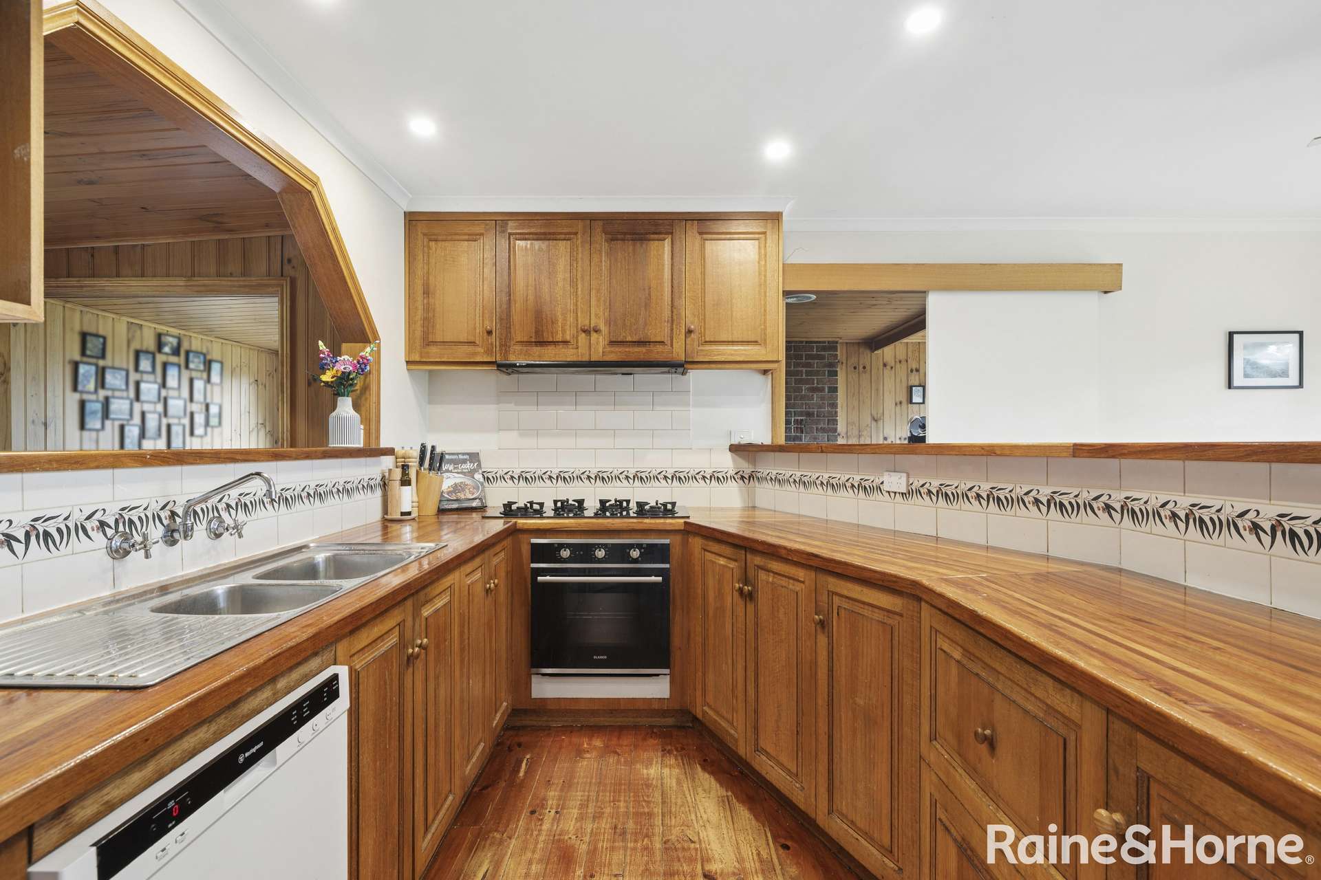 96 Baynton Road, Kyneton For Sale by Farmbuy.com - image 9