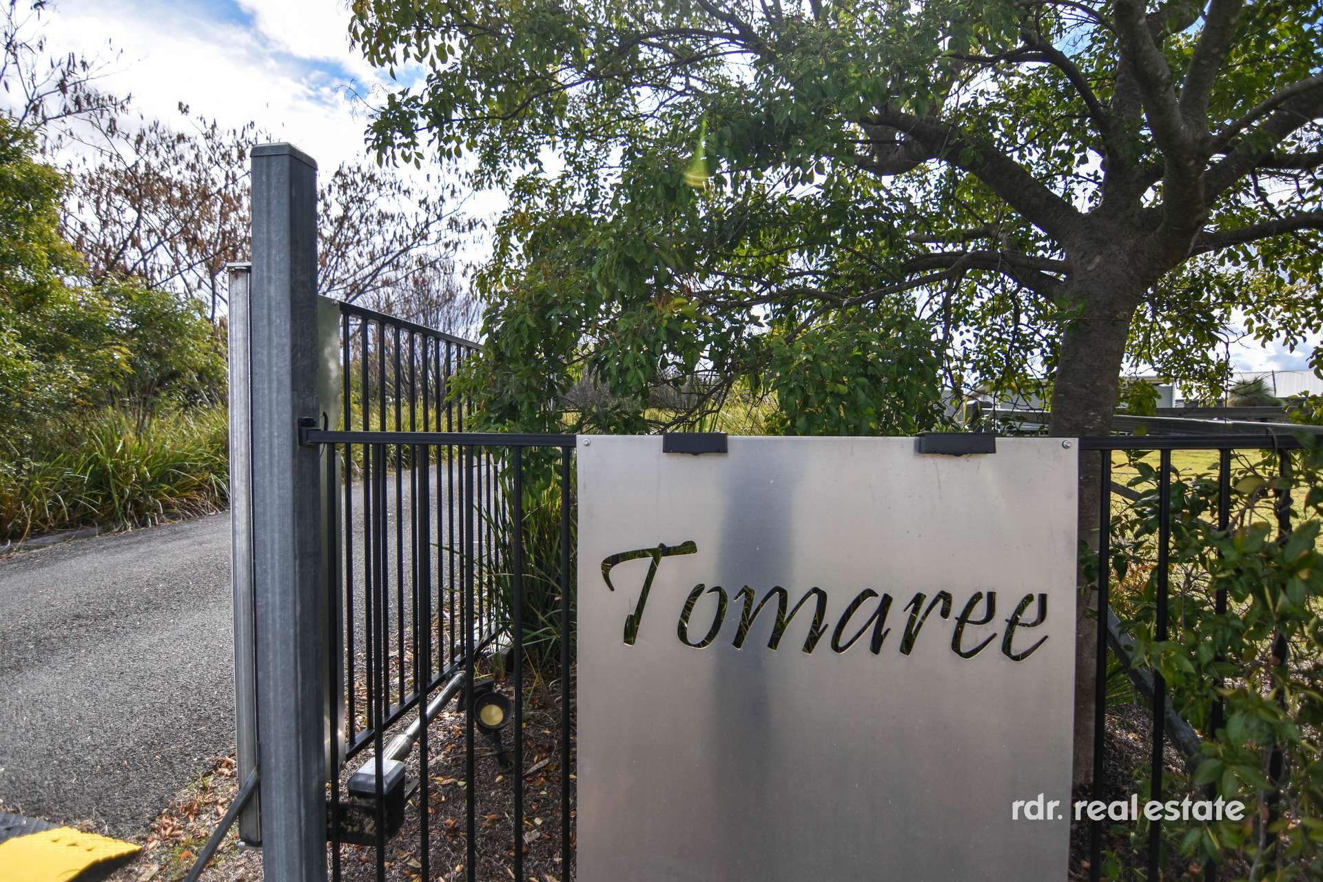23 Clancys Drive, Inverell For Sale by Farmbuy.com - image 2