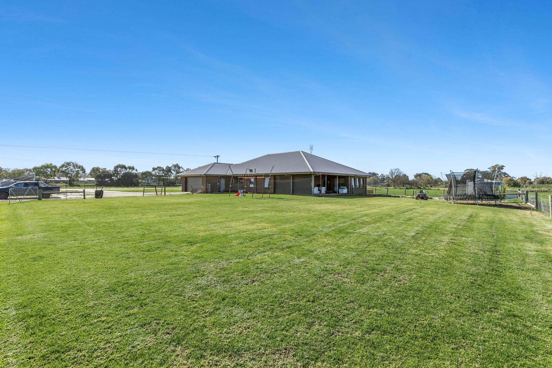 3 Cleeland Street, Gunbower For Sale by Farmbuy.com - image 13