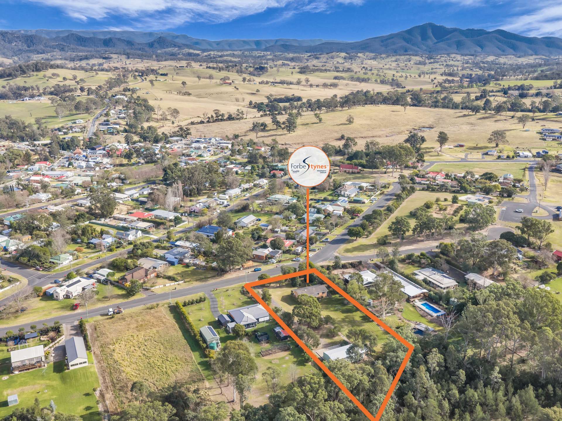 15-17 Avernus Street, Cobargo For Sale by Farmbuy.com - image 2