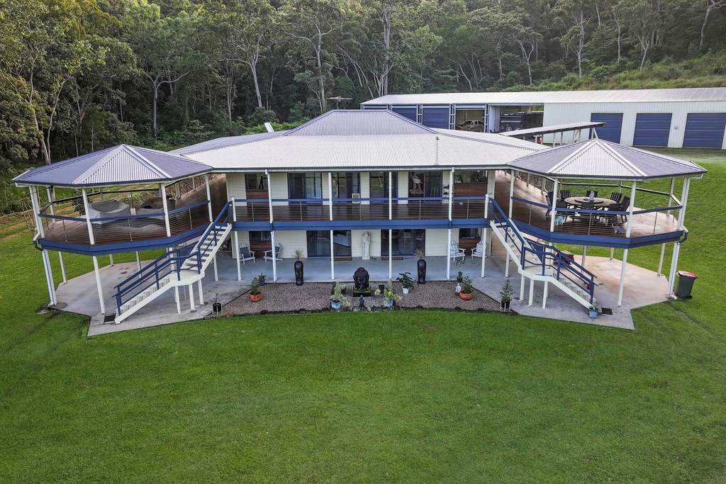 709 Conway Road, Preston QLD 4800