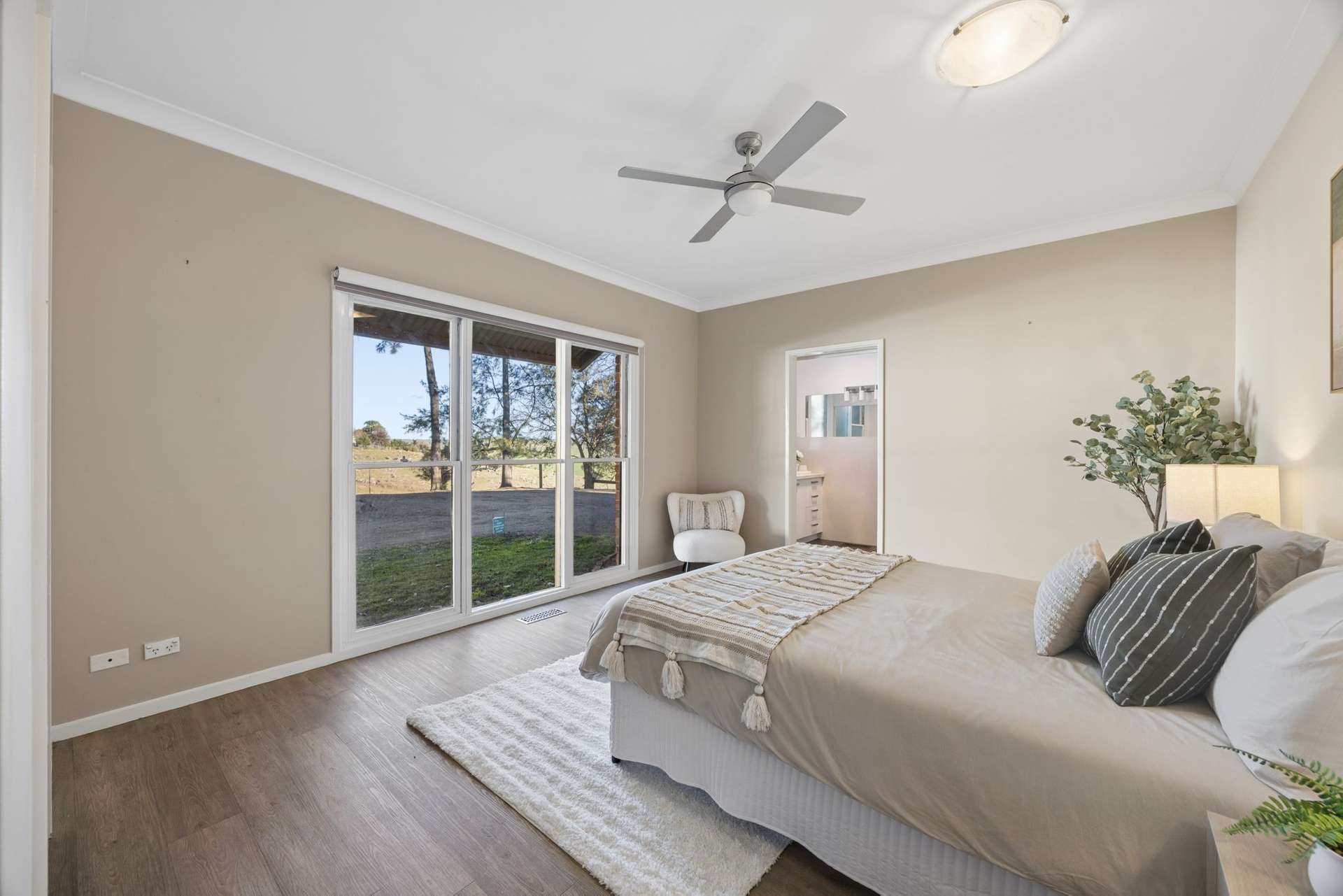 "Windamere", 11 Shearsby Crescent, Yass Auction by Farmbuy.com - image 19