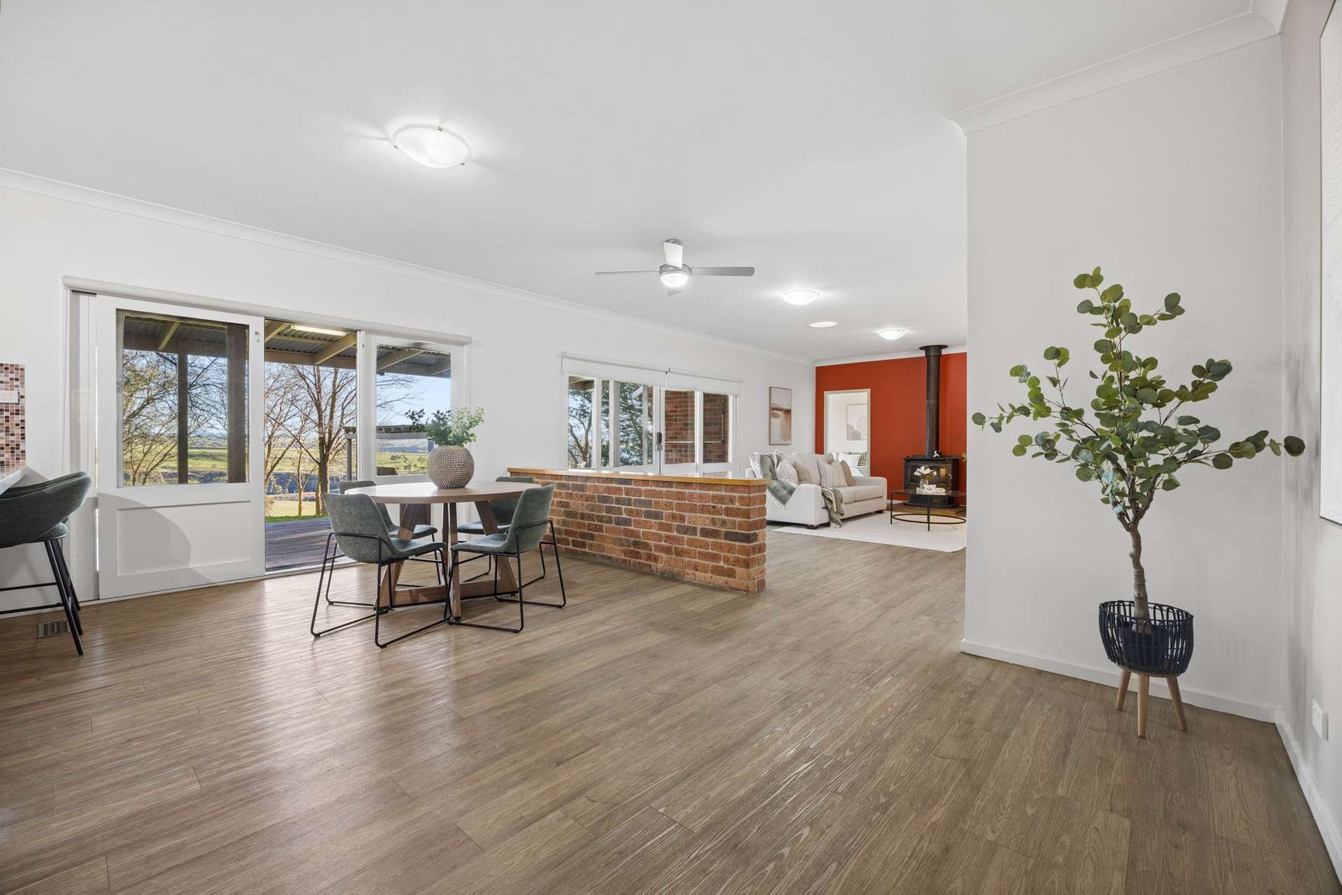 "Windamere", 11 Shearsby Crescent, Yass Auction by Farmbuy.com - image 10
