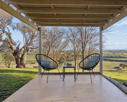 "Windamere"&comma; 11 Shearsby Crescent, Yass NSW 2582