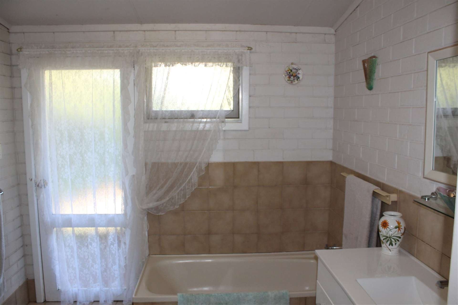 278 Myanarra Road, York For Sale by Farmbuy.com - image 12