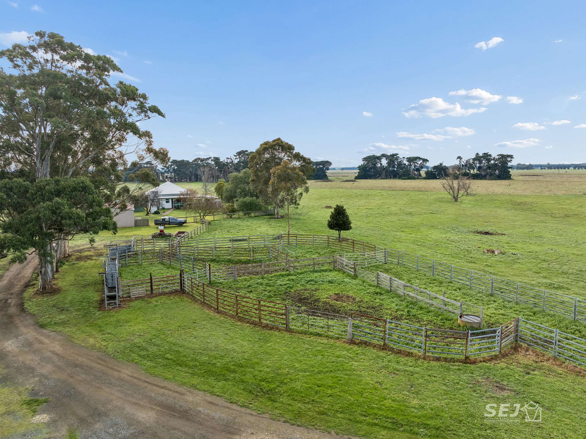596 Settlement Road, Kilmany For Sale by Farmbuy.com - image 14