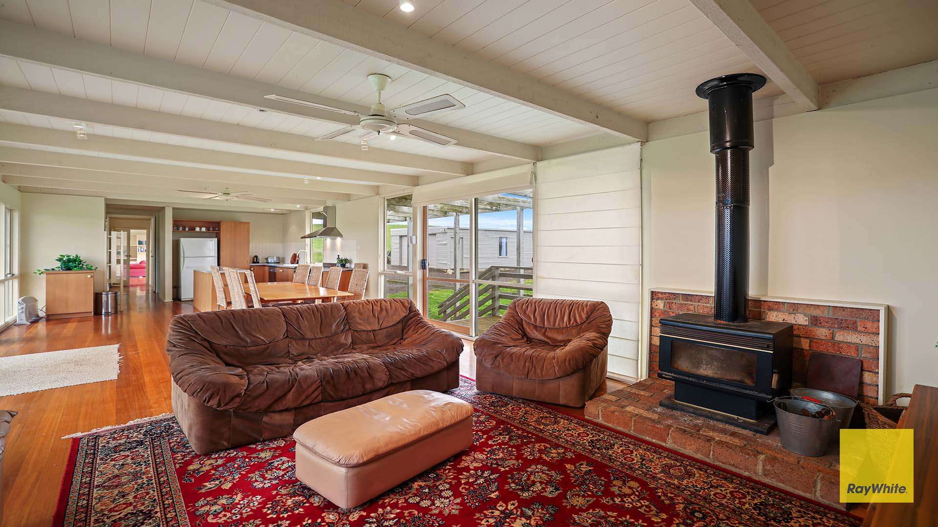 890 Harding Lawson Road, Fish Creek For Sale by Farmbuy.com - image 5