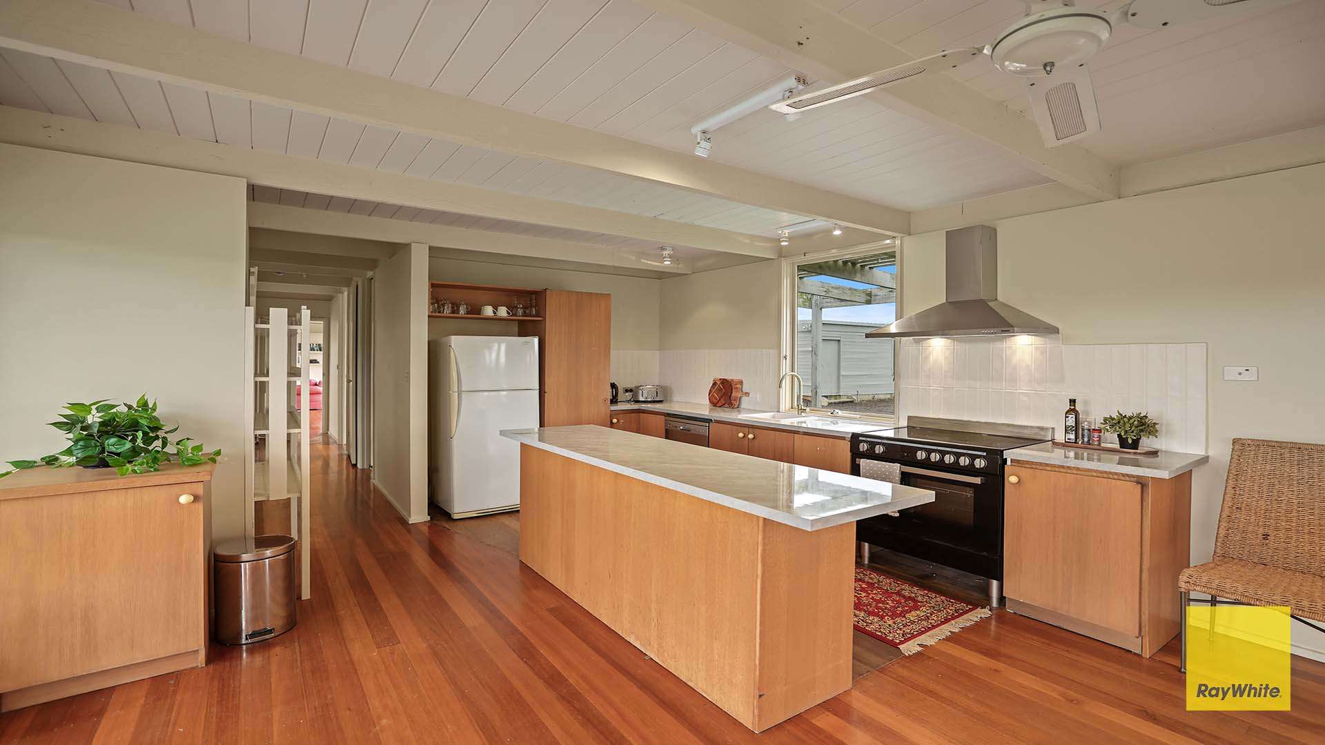 890 Harding Lawson Road, Fish Creek For Sale by Farmbuy.com - image 2