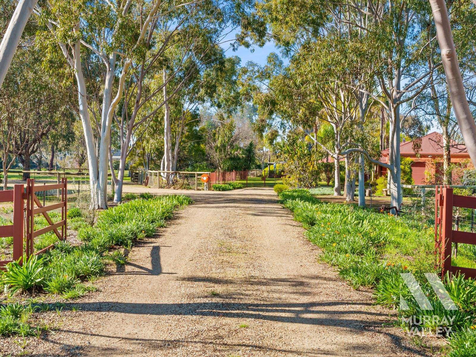 10 Brears Road, Yarrawonga For Sale by Farmbuy.com - image 2