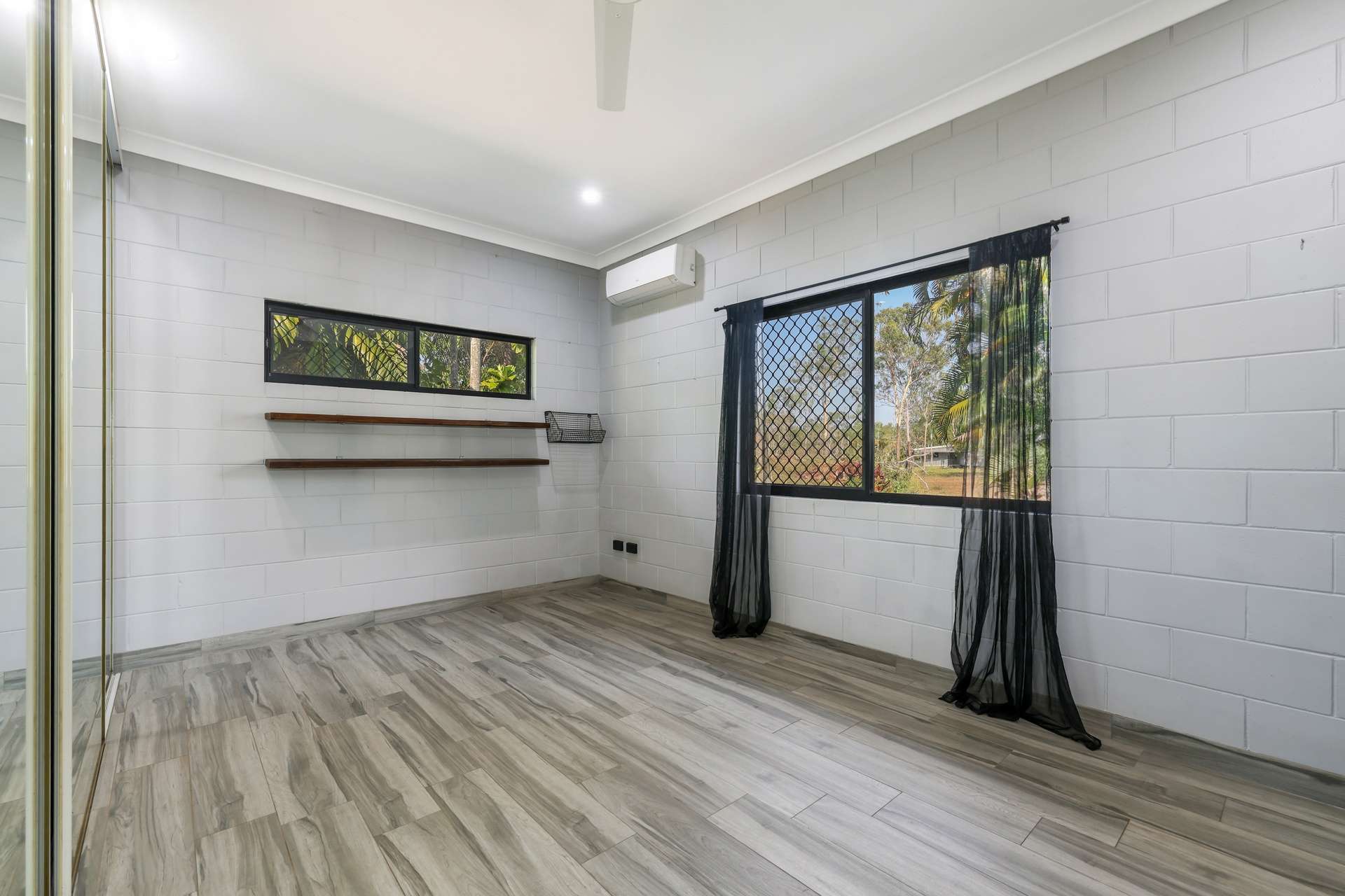 27 Gillatly Road, Humpty Doo For Sale by Farmbuy.com - image 12