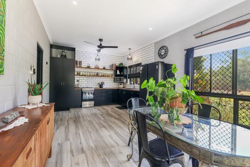 27 Gillatly Road, Humpty Doo NT 0836