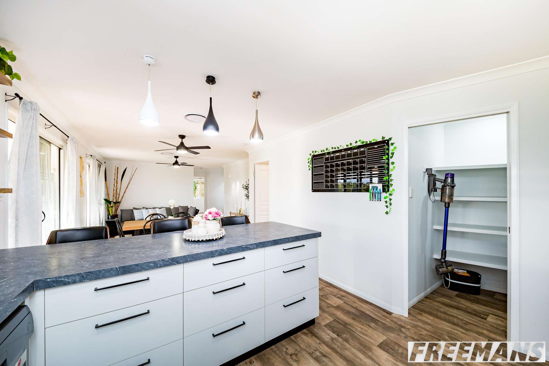 4 Goode Street, Nanango For Sale by Farmbuy.com - image 7