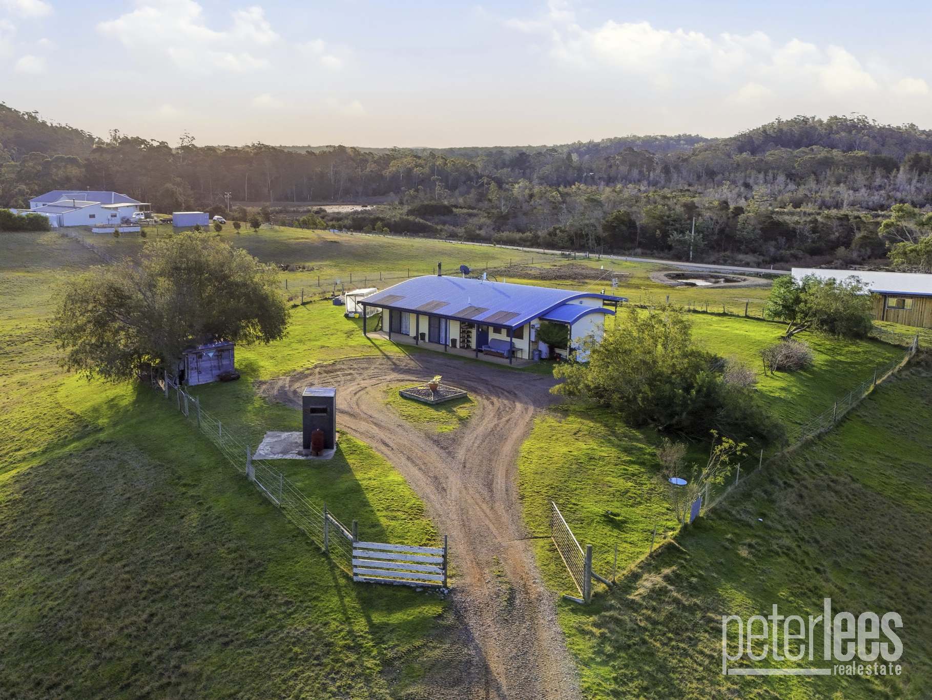 265 Medeas Cove Road, St Helens For Sale by Farmbuy.com - image 2